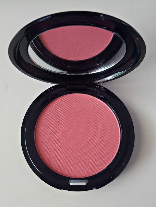 stila custom color blush pan